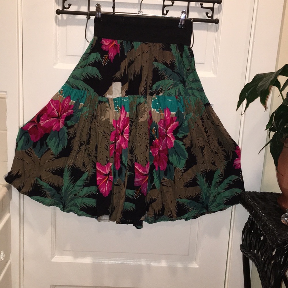 VINTAGE “CAROLE LITTLE” SKIRT BEAUTIFUL COLORS